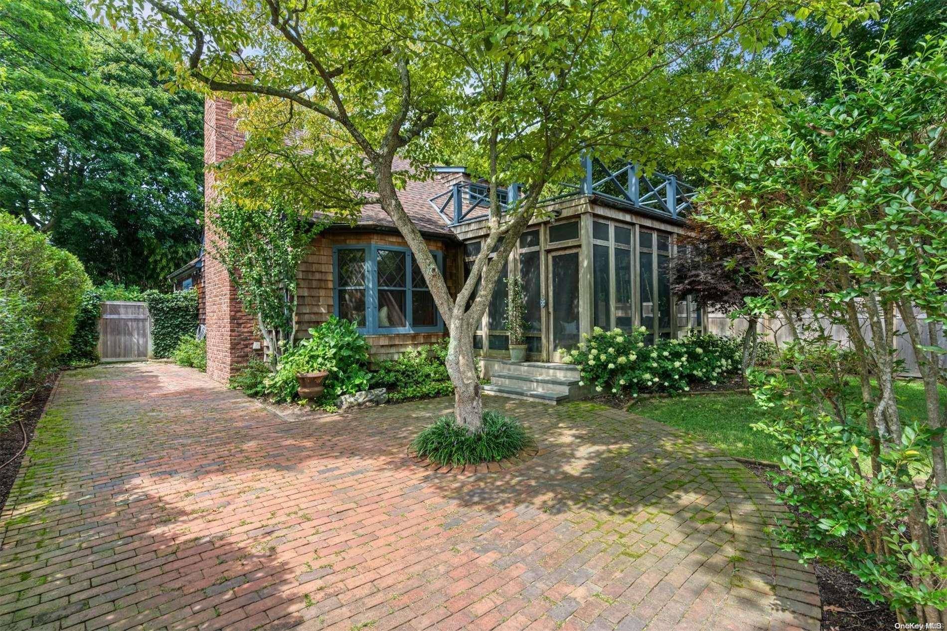 14 Hamilton ST, Sag Harbor, NY 11963