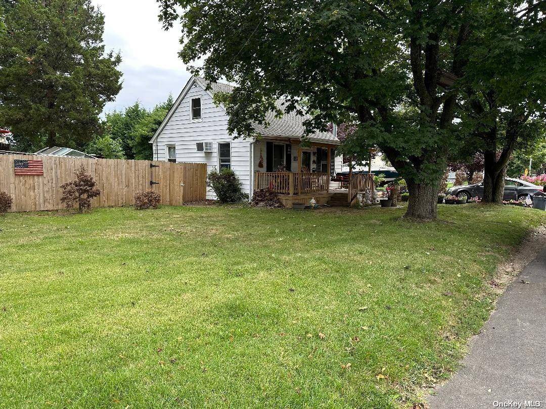 151 Forest AVE, West Babylon, NY 11704