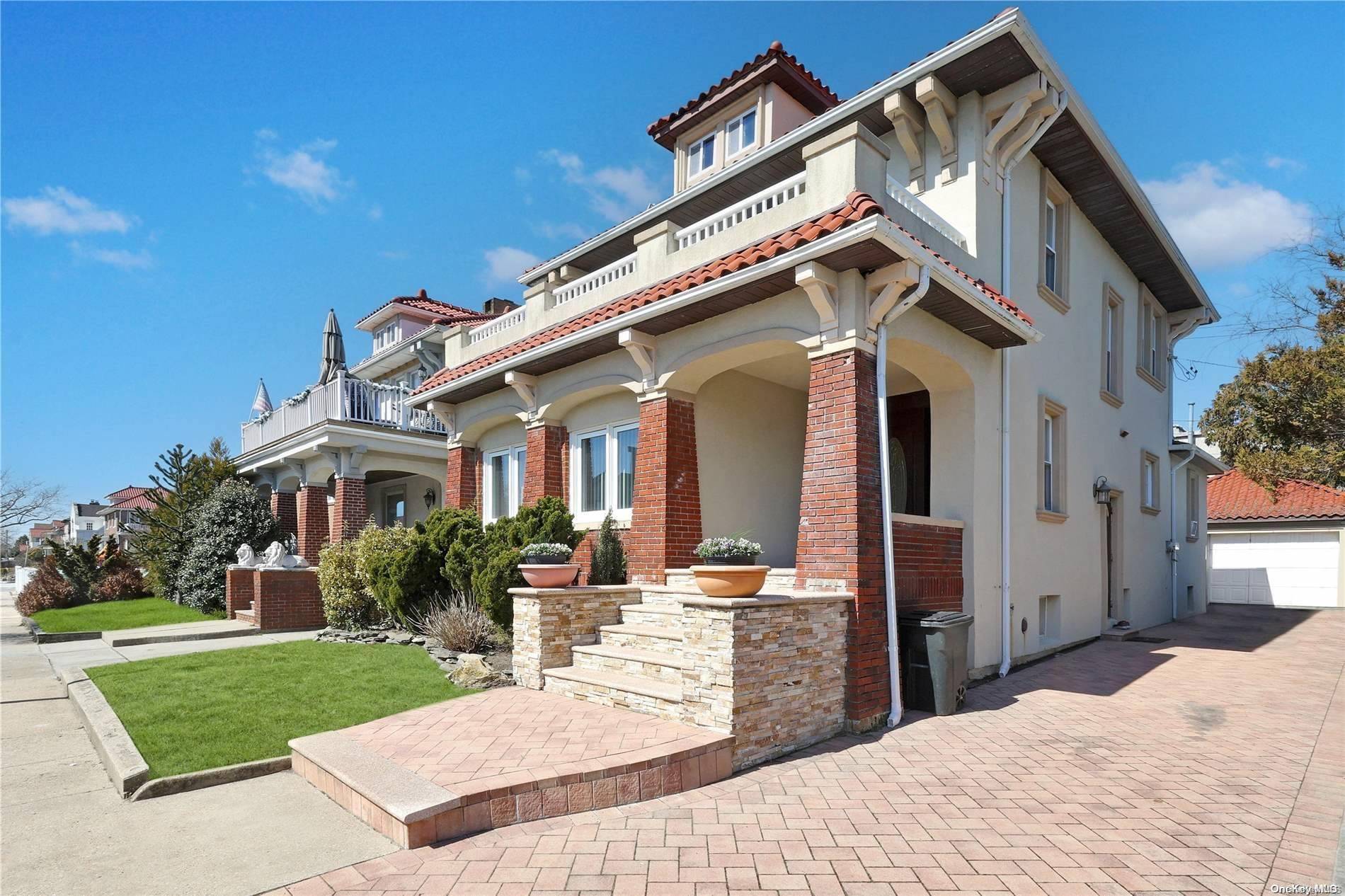 61 W Walnut ST, Long Beach, NY 11561