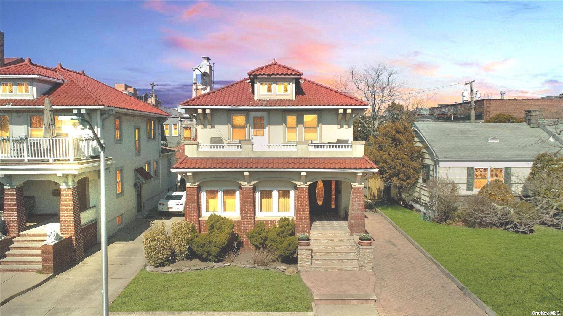 61 W Walnut ST, Long Beach, NY 11561