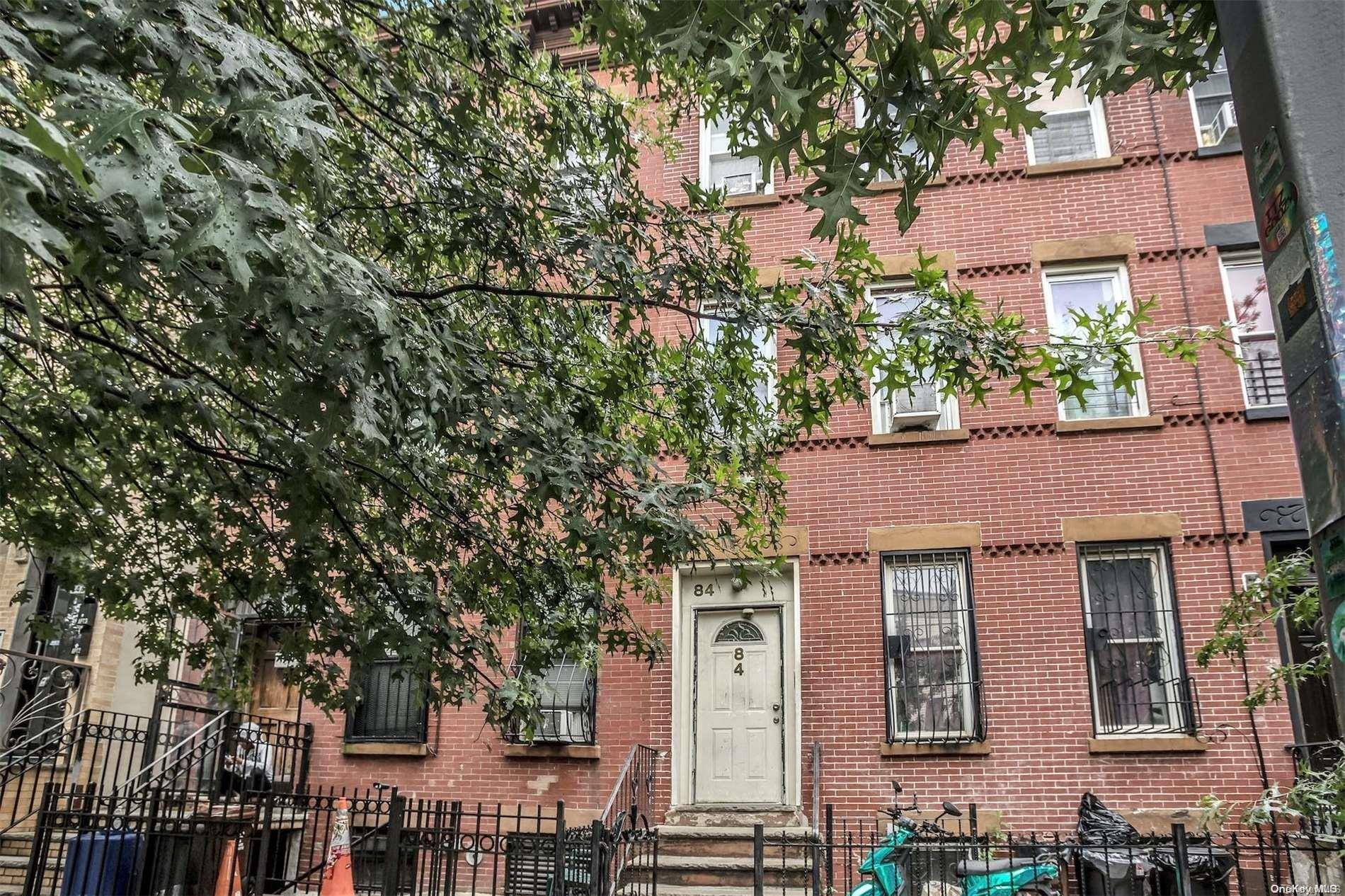 Address not disclosed, Brooklyn, NY 11233