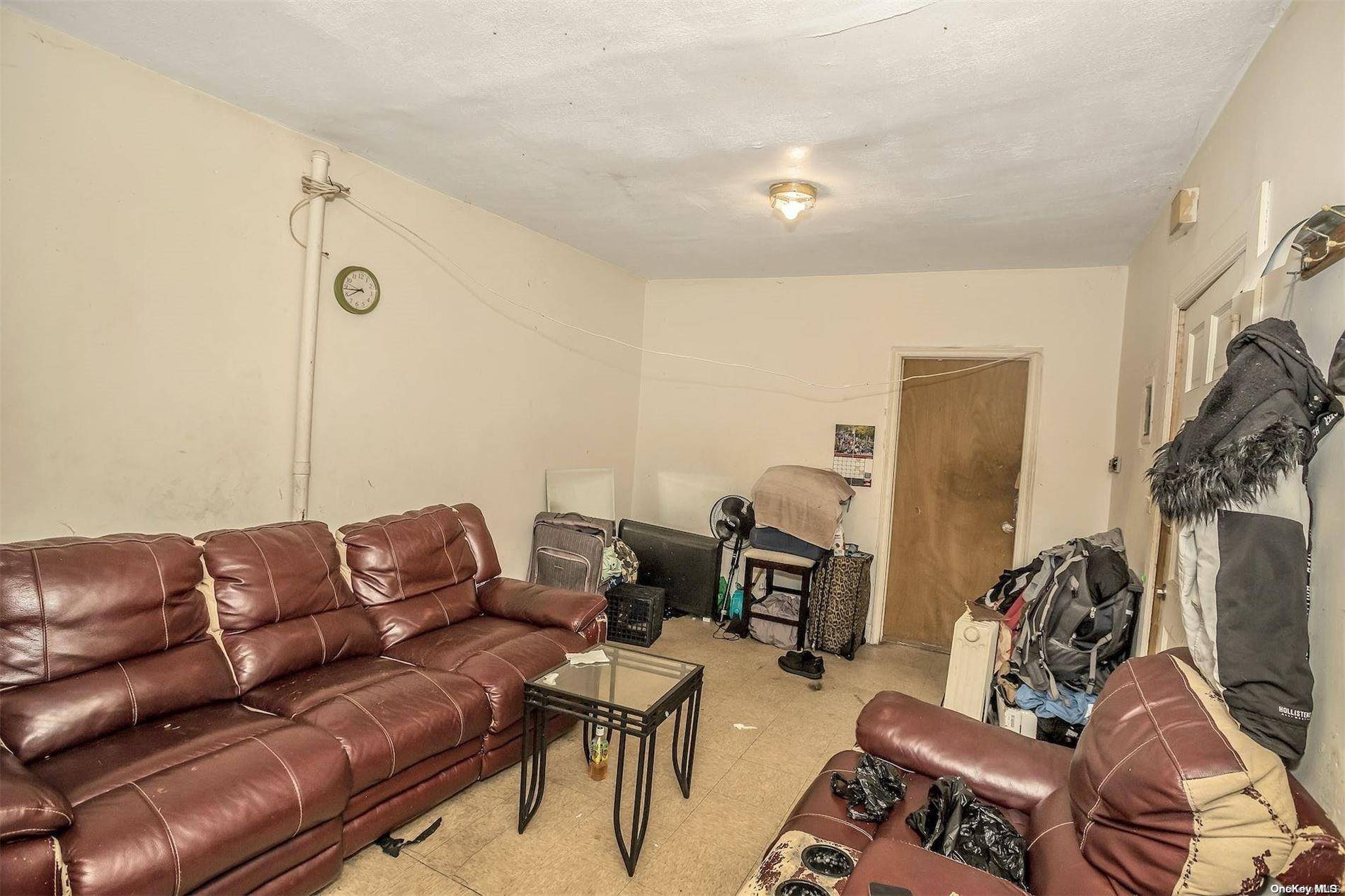Address not disclosed, Brooklyn, NY 11233