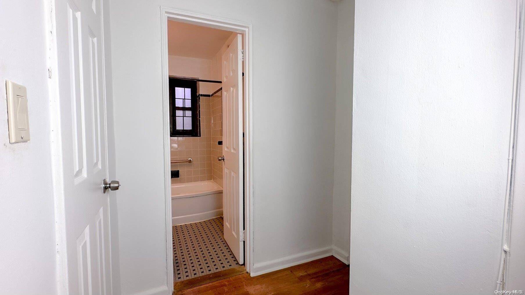 102-55 67th Rd #2x, Forest Hills, NY 11375