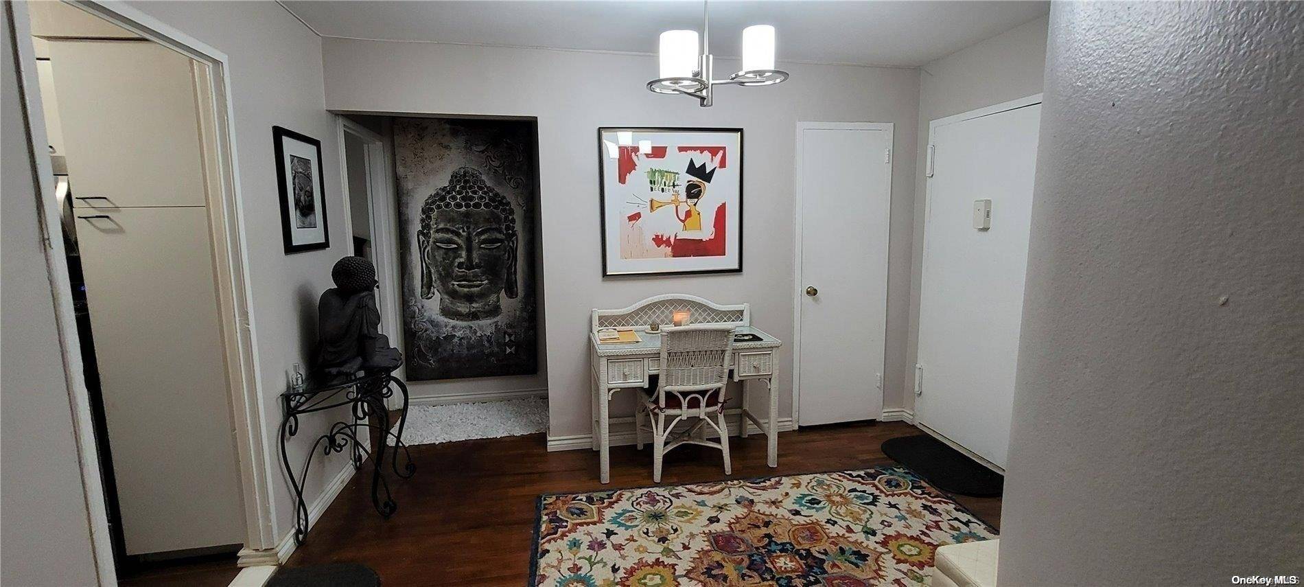 55 S Bergin PL #3F, Freeport, NY 11520