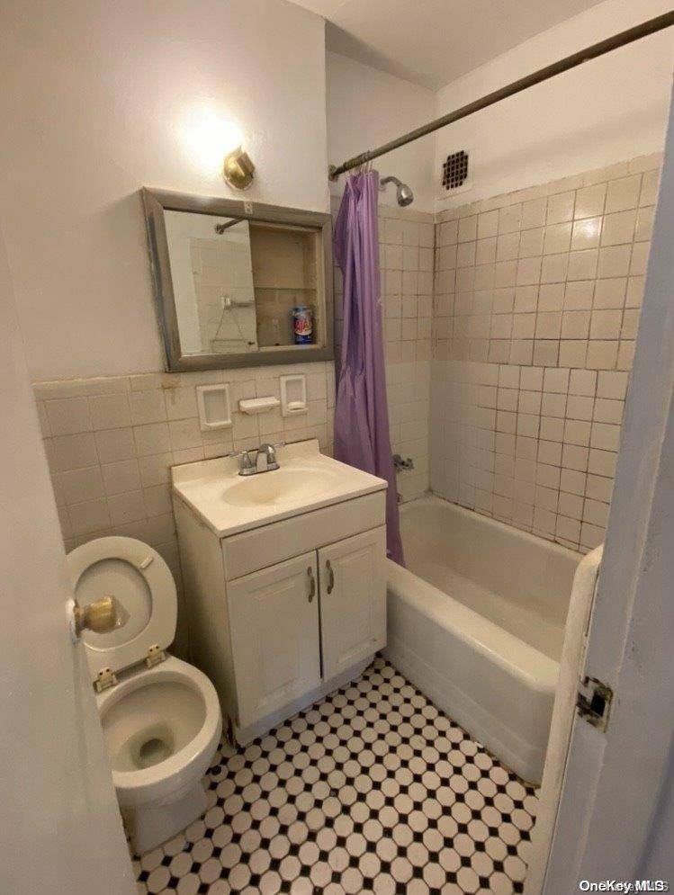 42-42 Colden ST #622, Flushing, NY 11355