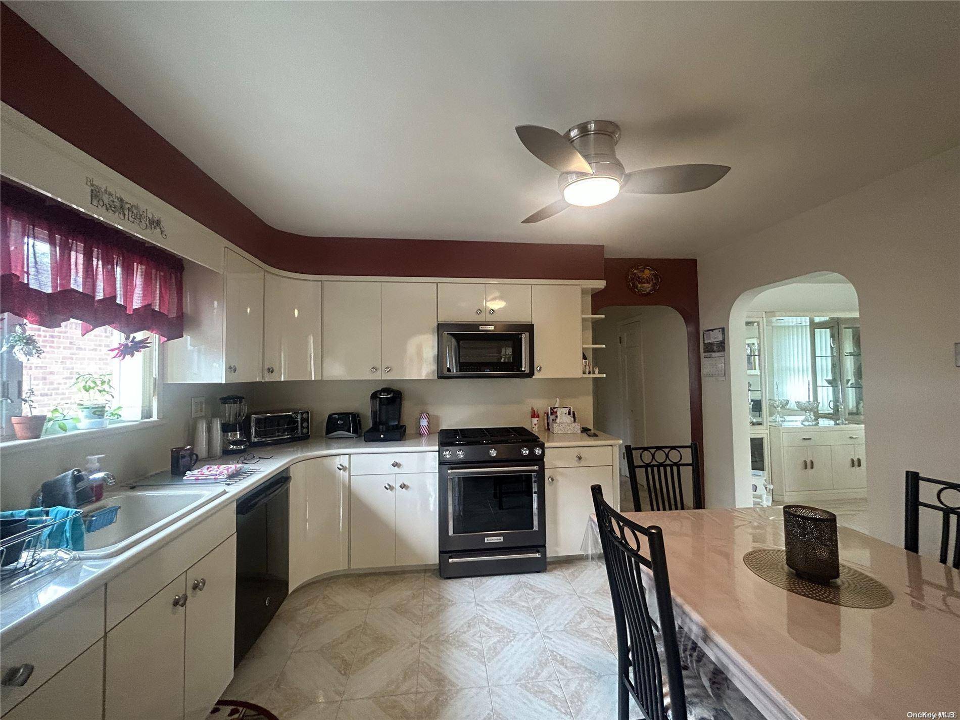 28-14 157th ST, Flushing, NY 11354