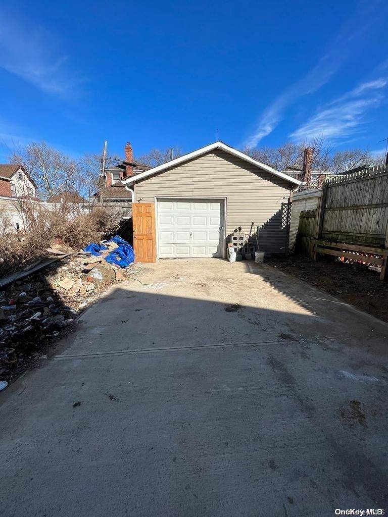 129-13 135th Place, South Ozone Park, NY 11420