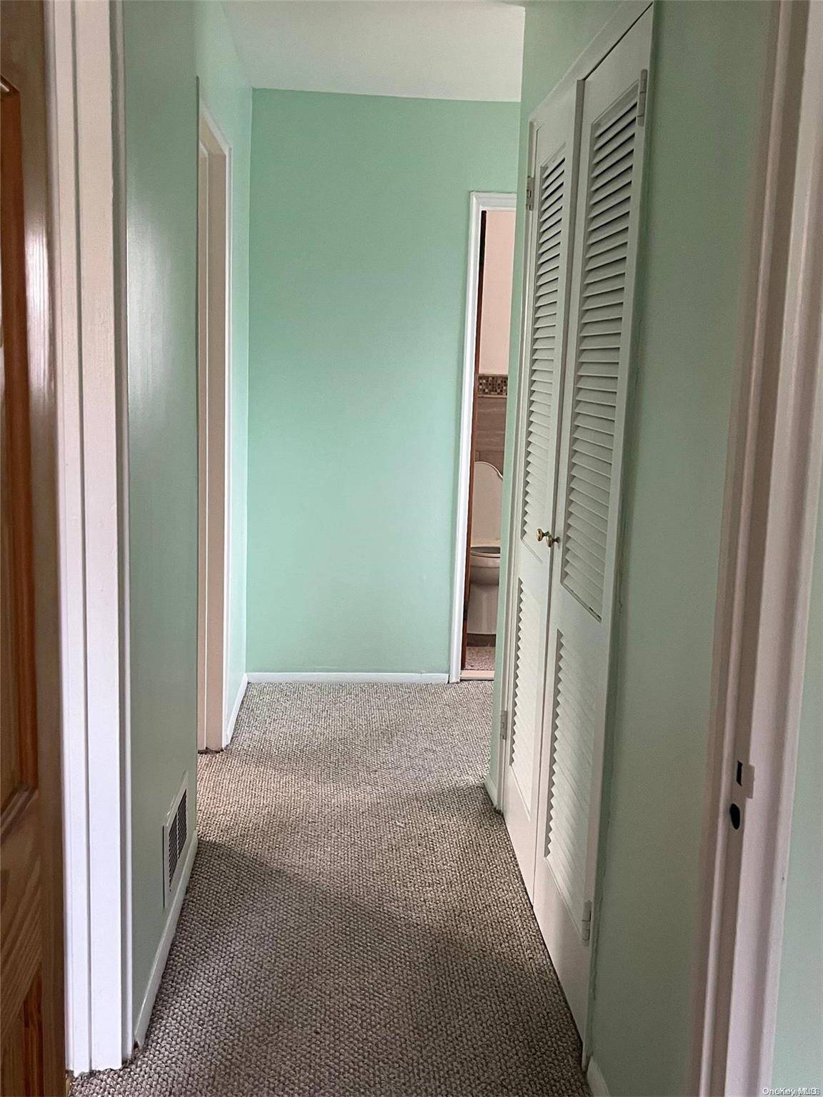110-40 176 ST, Jamaica, NY 11433