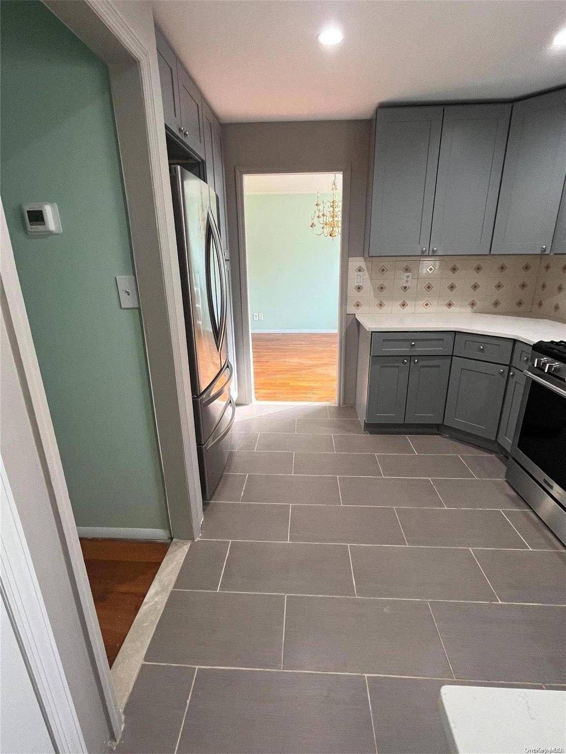 110-40 176 ST, Jamaica, NY 11433