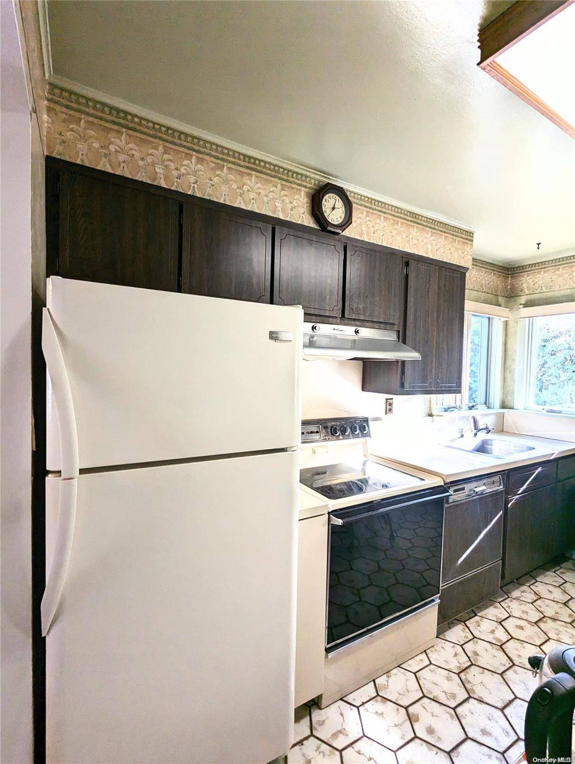 149 Maple AVE, Bethpage, NY 11714