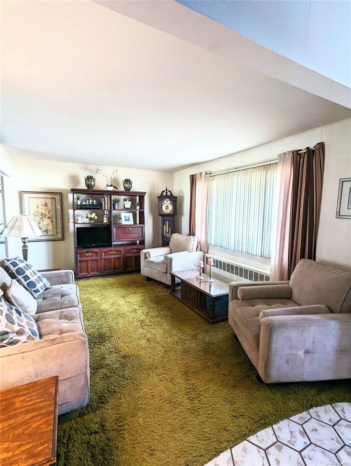 149 Maple AVE, Bethpage, NY 11714