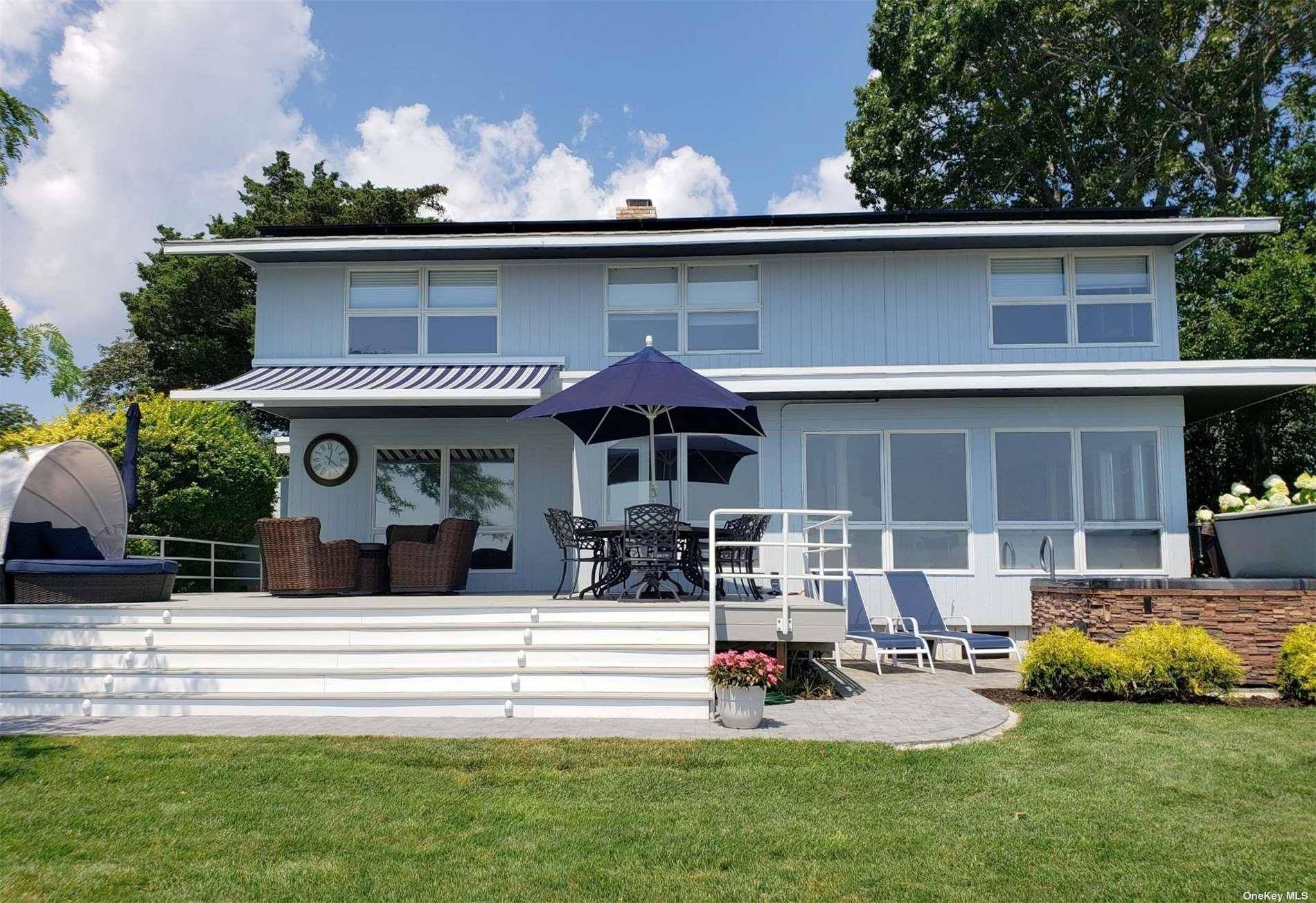11 Beach RD, Jamesport, NY 11947