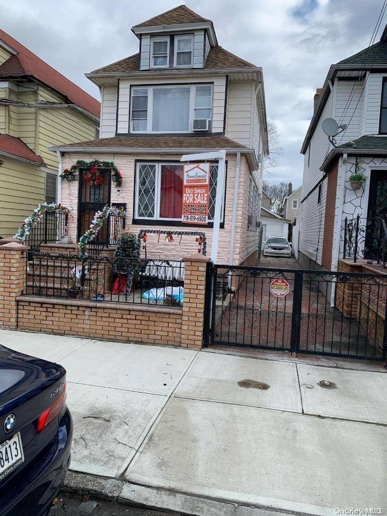 111-41 128th ST, South Ozone Park, NY 11420