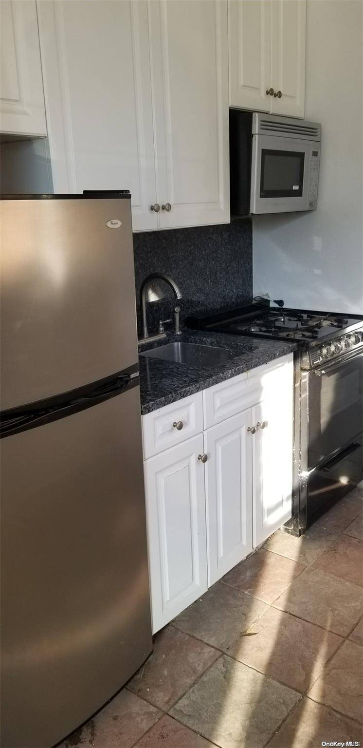 99-40 63rd RD #1Y, Rego Park, NY 11374