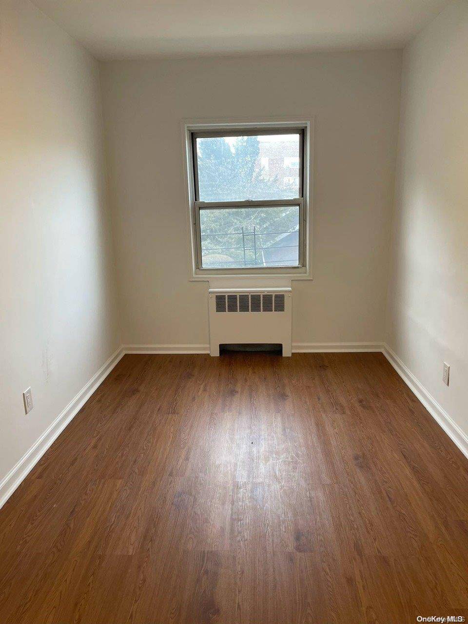 138-55 Jewel AVE #2nd FL, Flushing, NY 11355