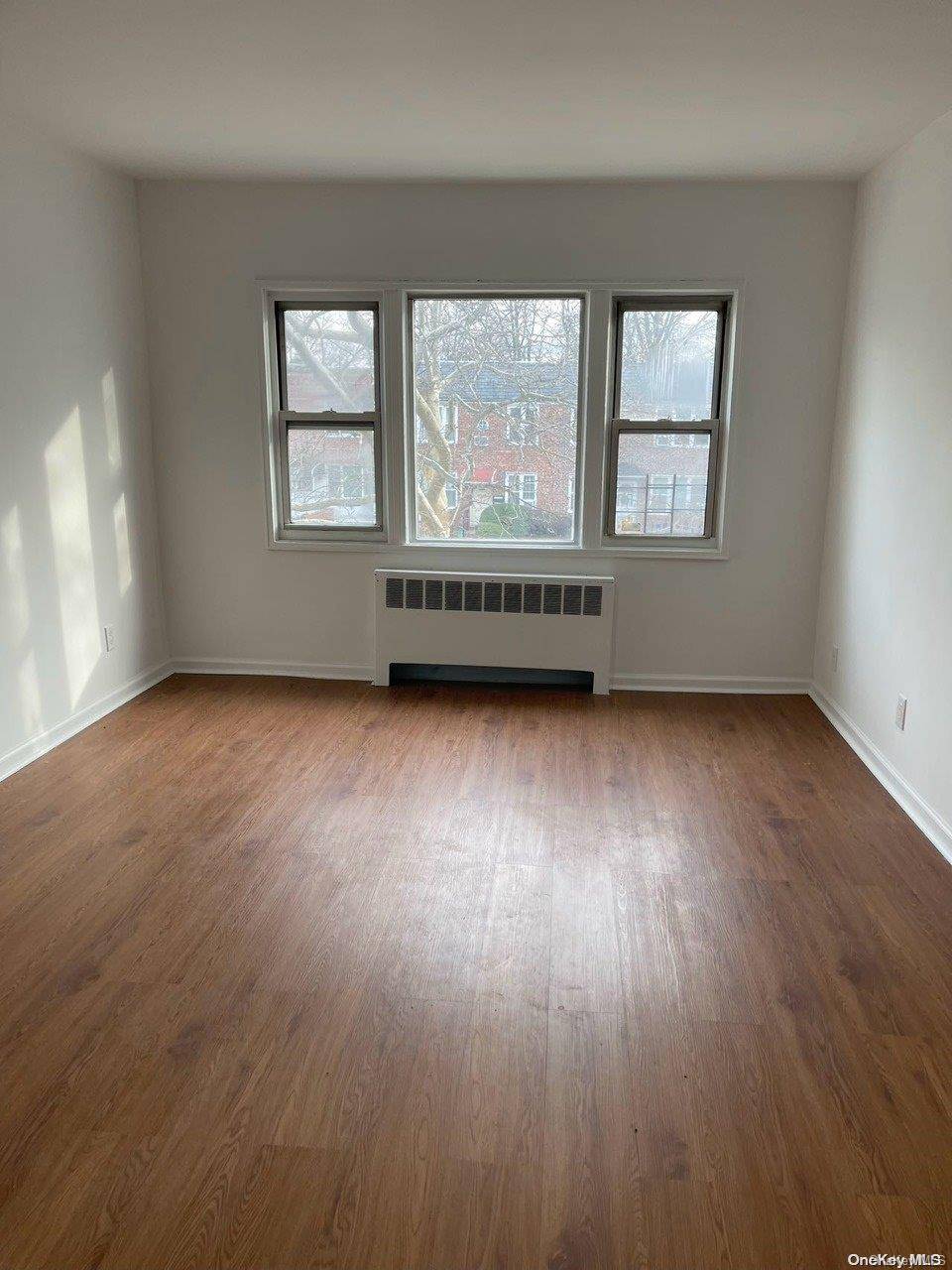 138-55 Jewel AVE #2nd FL, Flushing, NY 11355