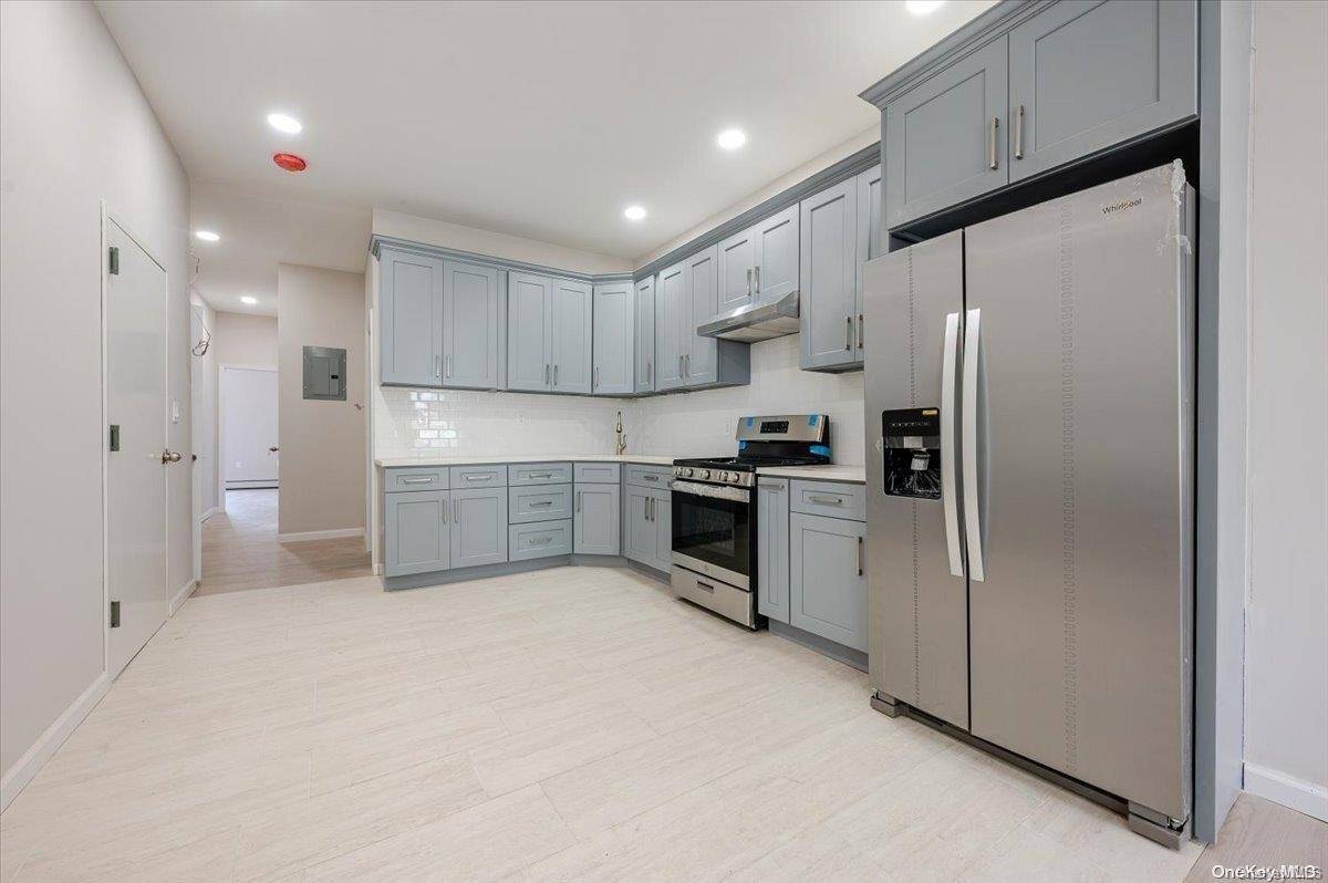 119-10 94th AVE, Richmond Hill S., NY 11419