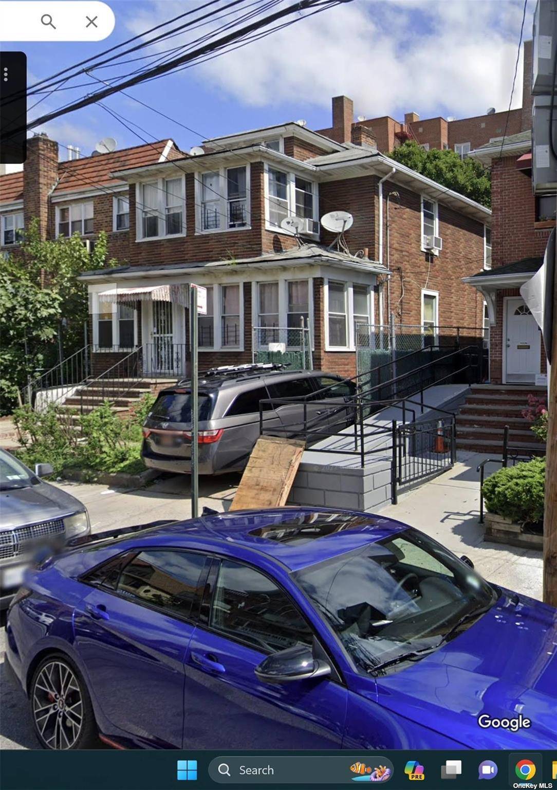 40-33 74th ST, Jackson Heights, NY 11372