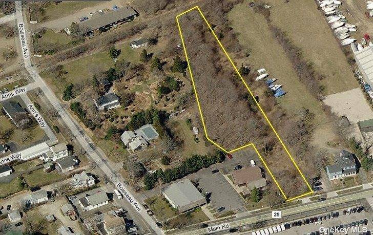 55975 Route 25, Southold, NY 11971