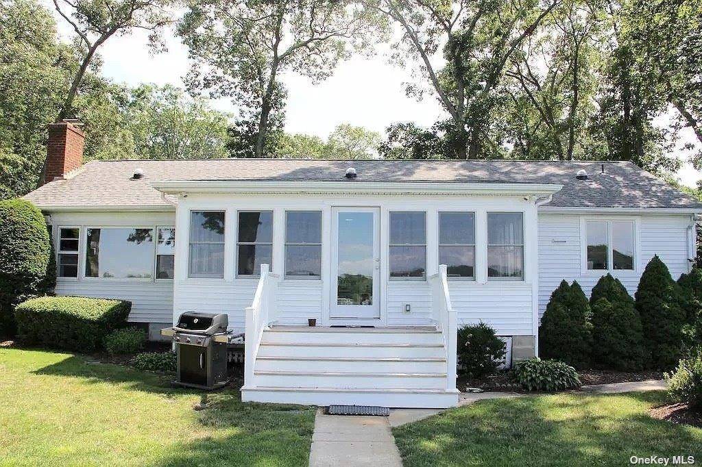 1100 Pine AVE, Southold, NY 11971
