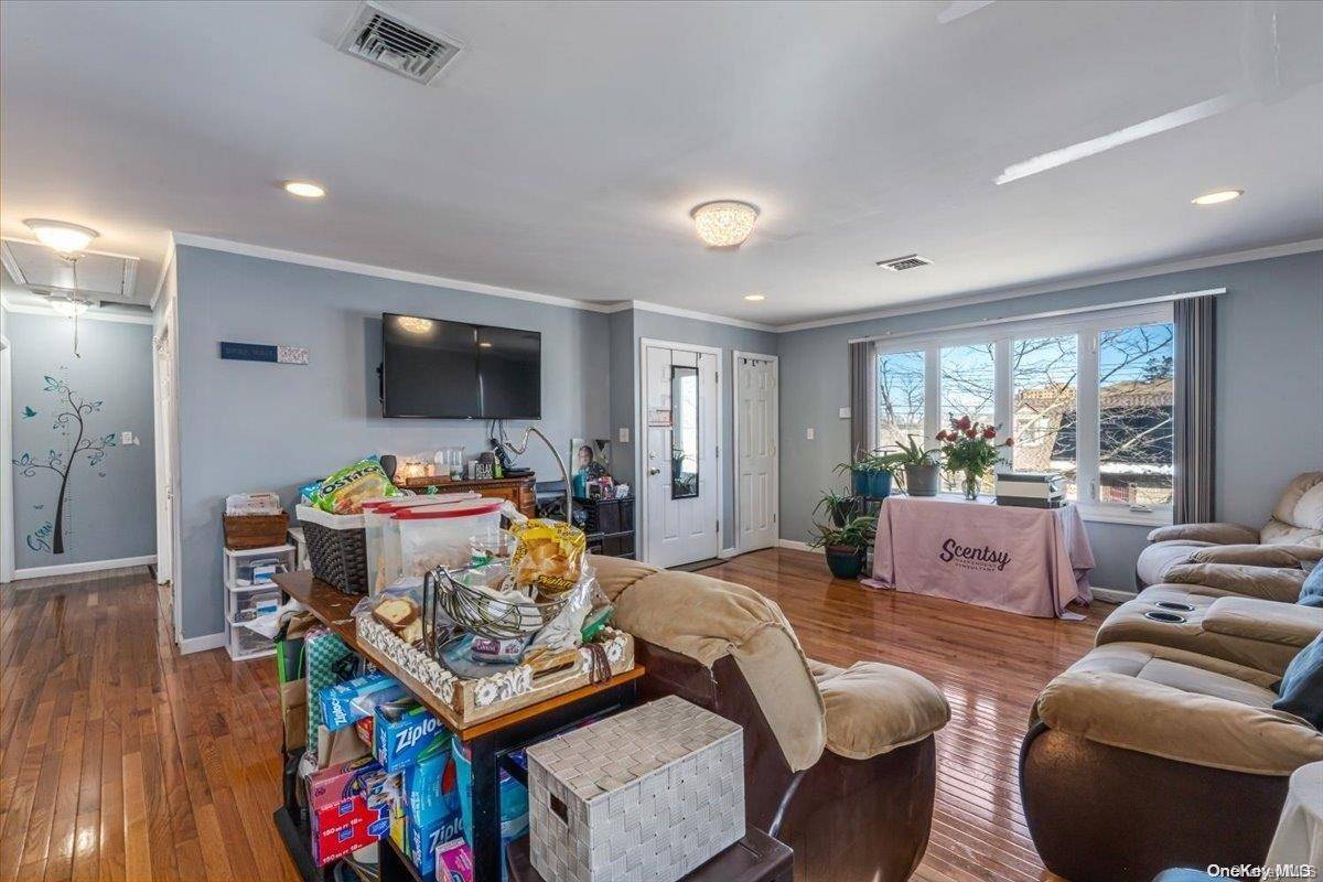 154-20 132nd AVE, Jamaica, NY 11434