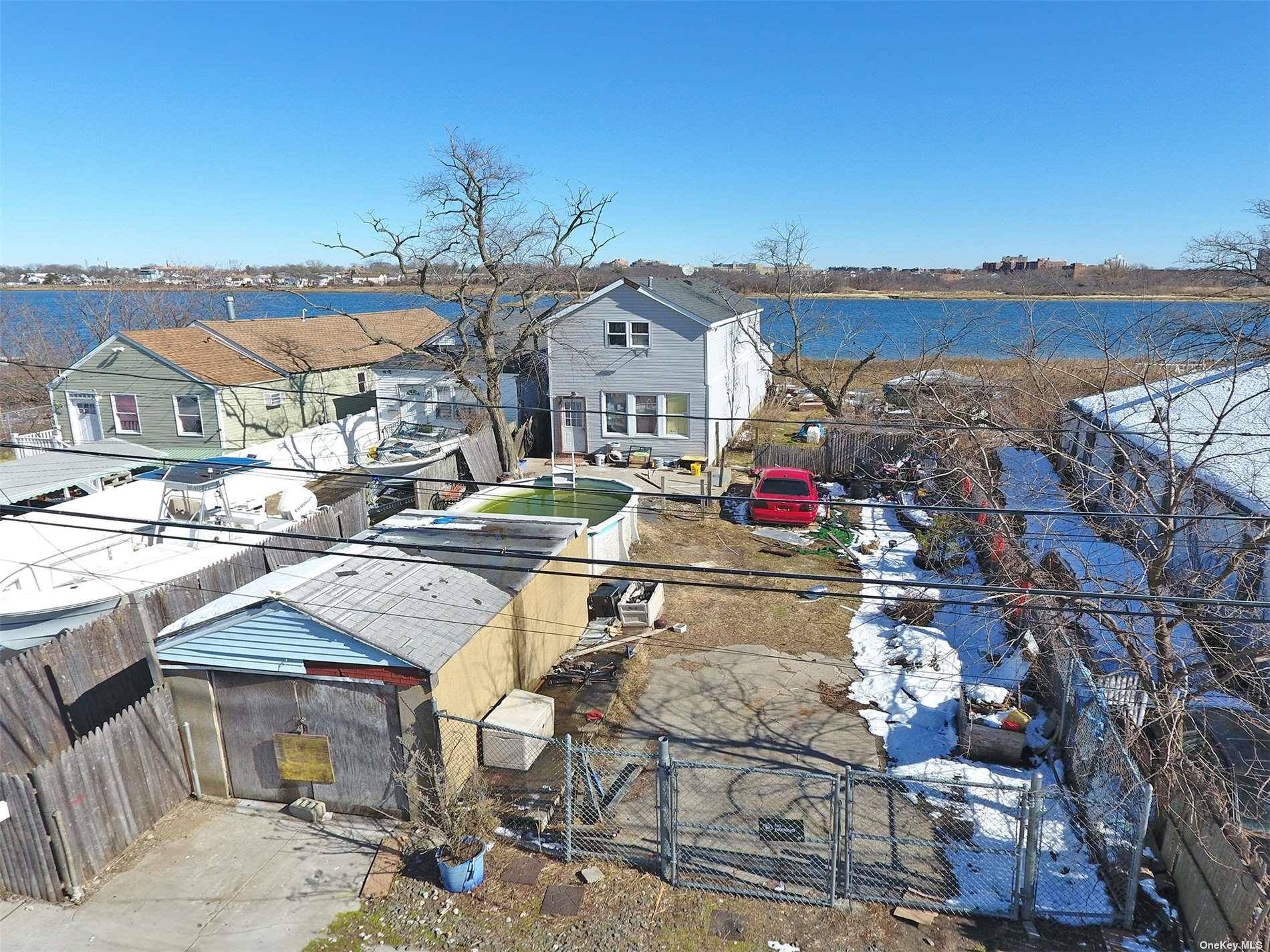 538 Beach 43rd ST, Far Rockaway, NY 11691