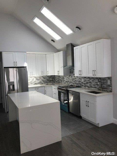 3 Williams CT, Far Rockaway, NY 11691