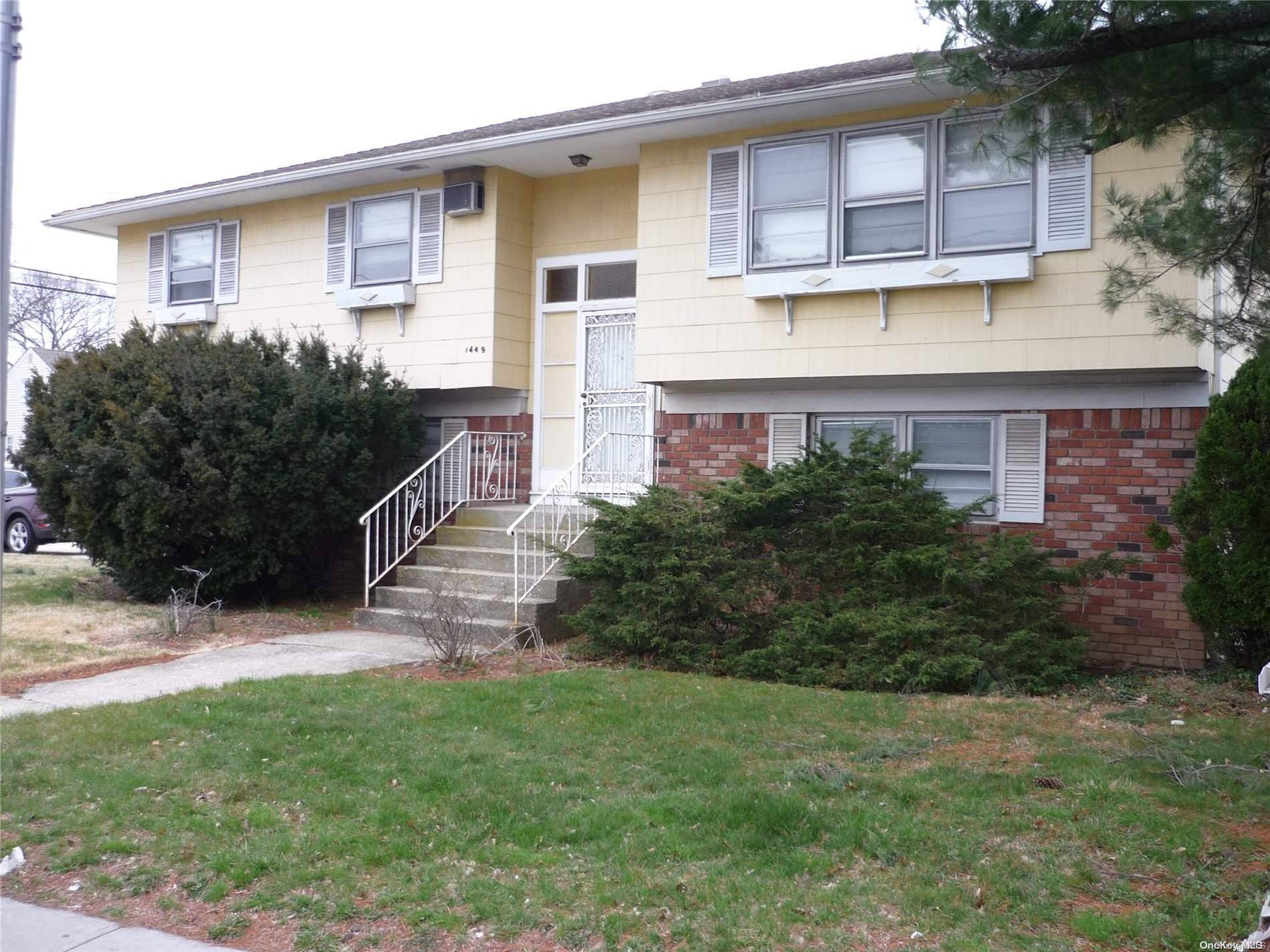 1449 Grand AVE, North Baldwin, NY 11510