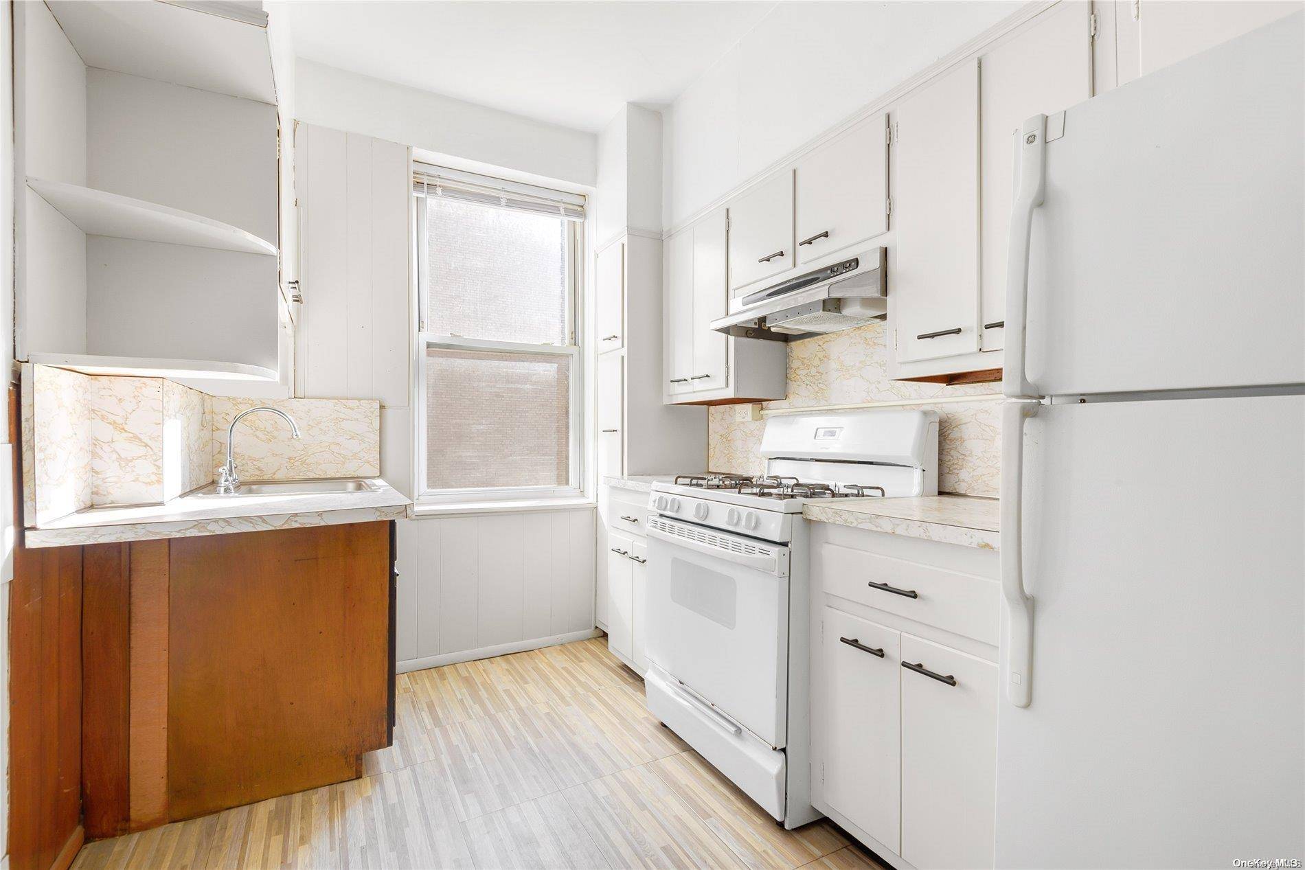 35-22 80th Street #33, Jackson Heights, NY 11372