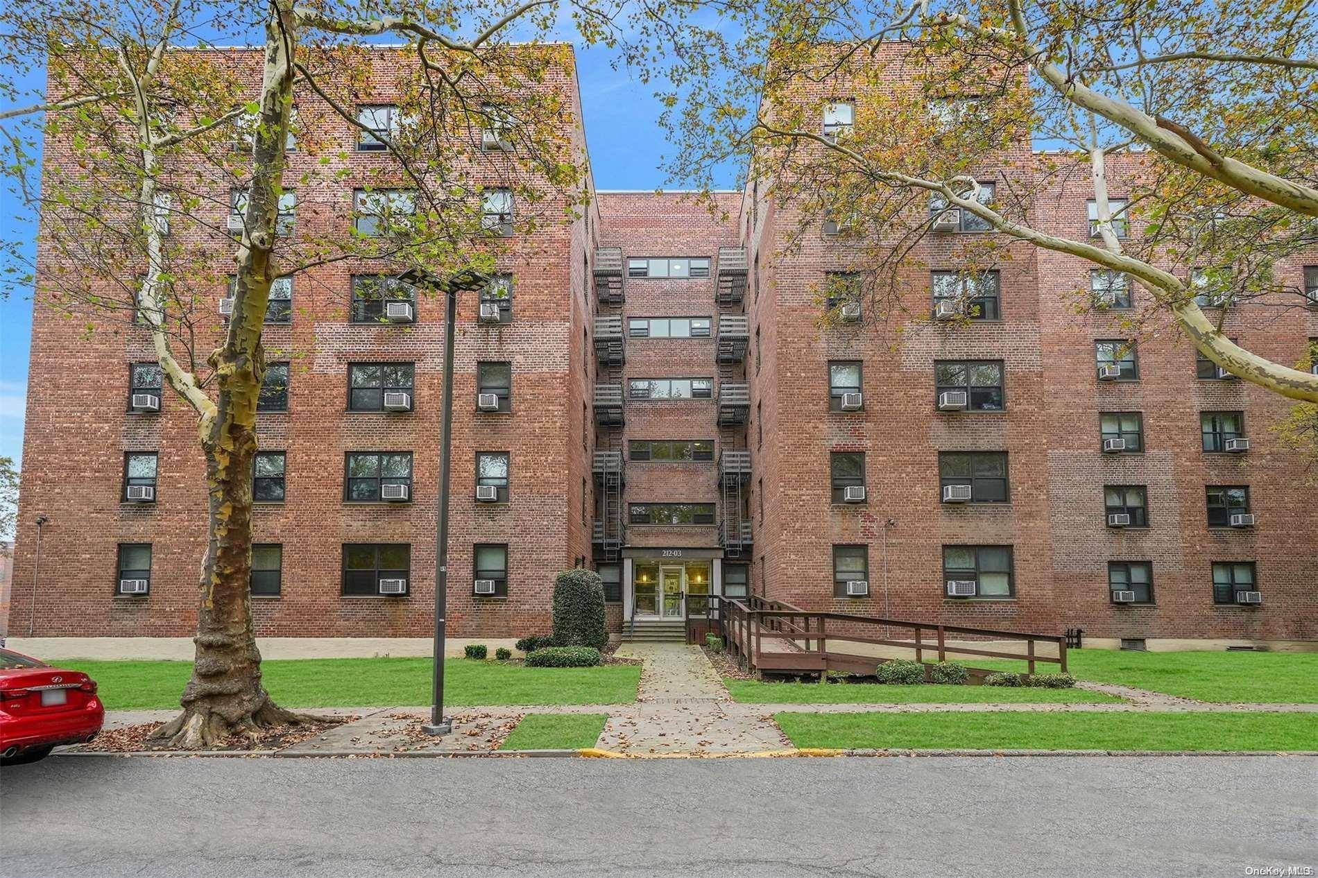 212-03 75th AVE #2C, Oakland Gardens, NY 11364