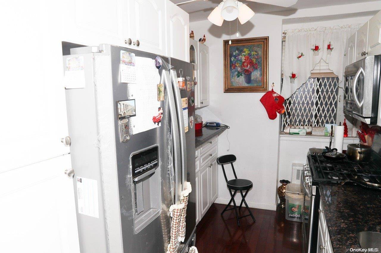 87-30 204 ST #A61, Hollis, NY 11423