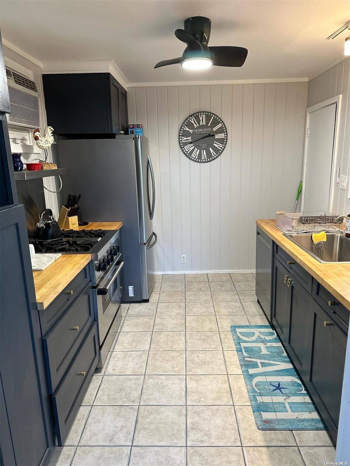 101 Bungalow WALK, Ocean Beach, NY 11770