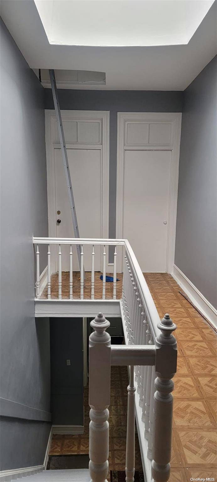 87-20 124th ST, Richmond Hill, NY 11418