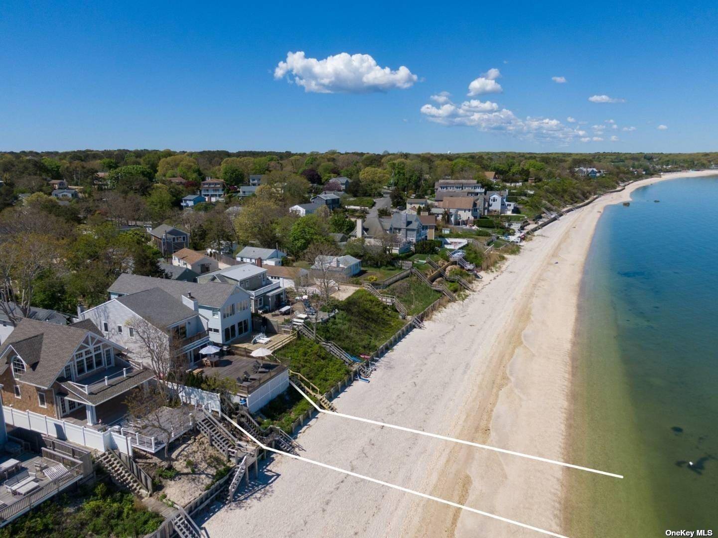 23A Oakhurst, Hampton Bays, NY 11946