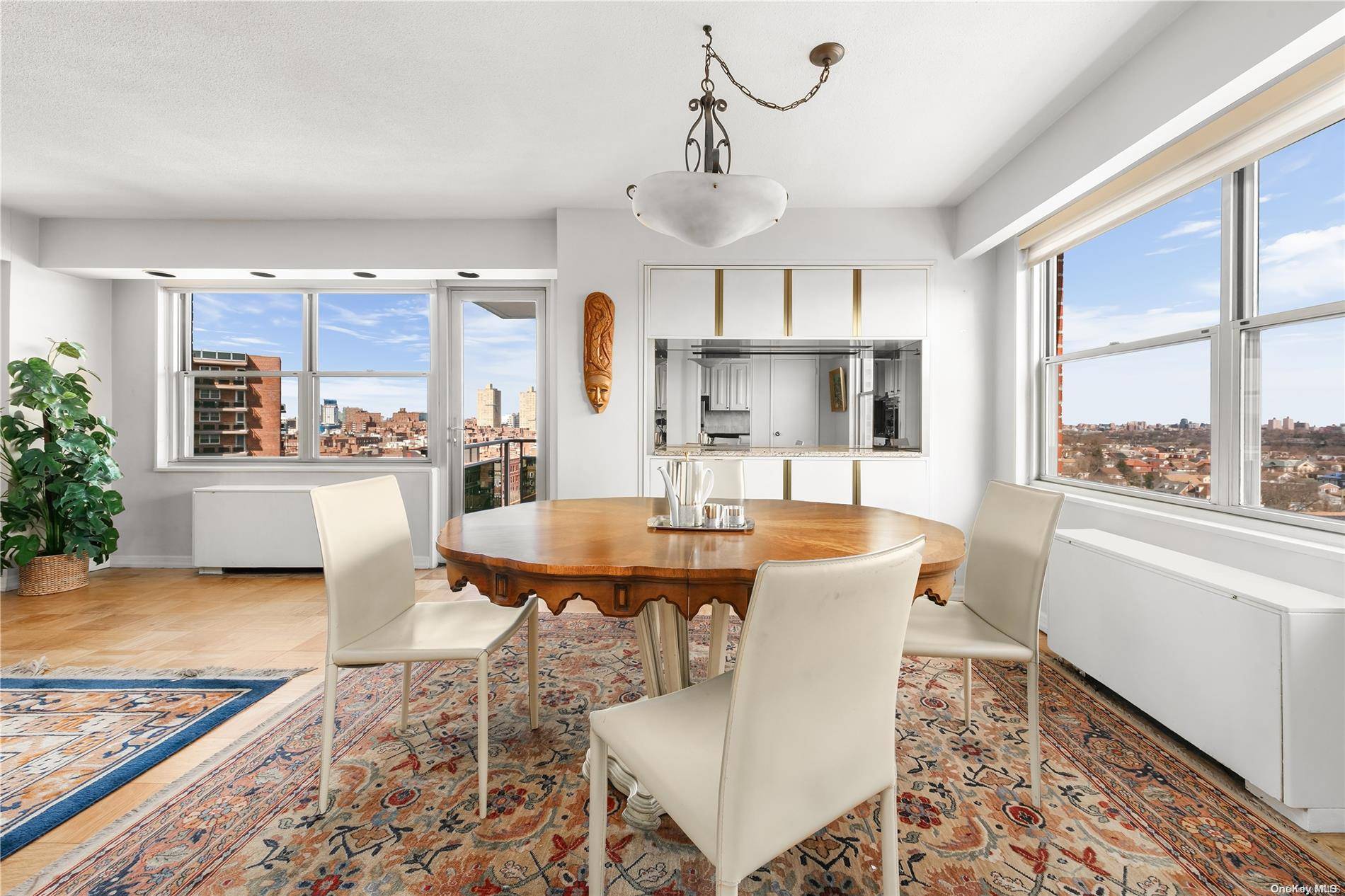 70-31 108 #12B, Forest Hills, NY 11375