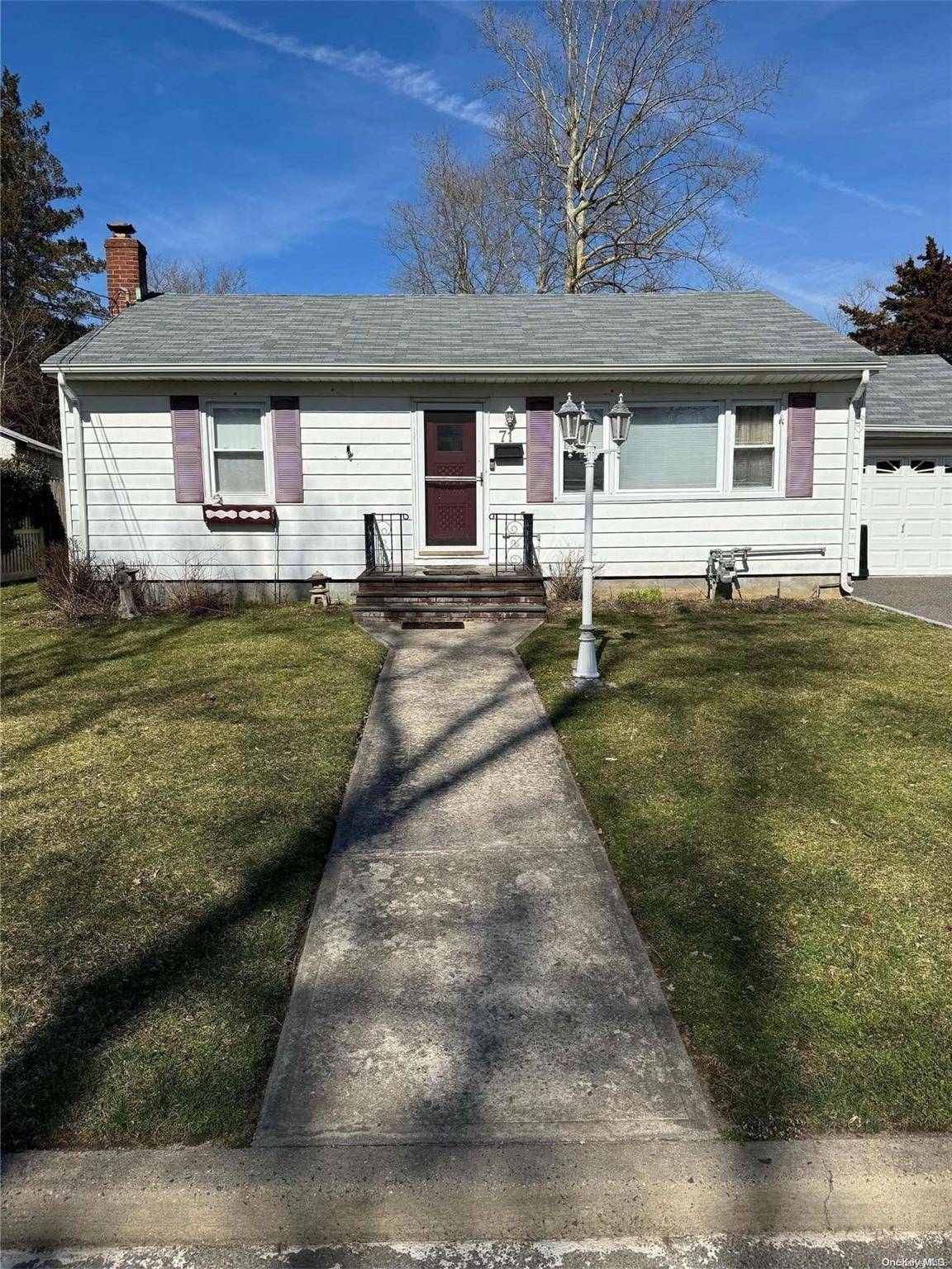 Address not disclosed, Glen Cove, NY 11542