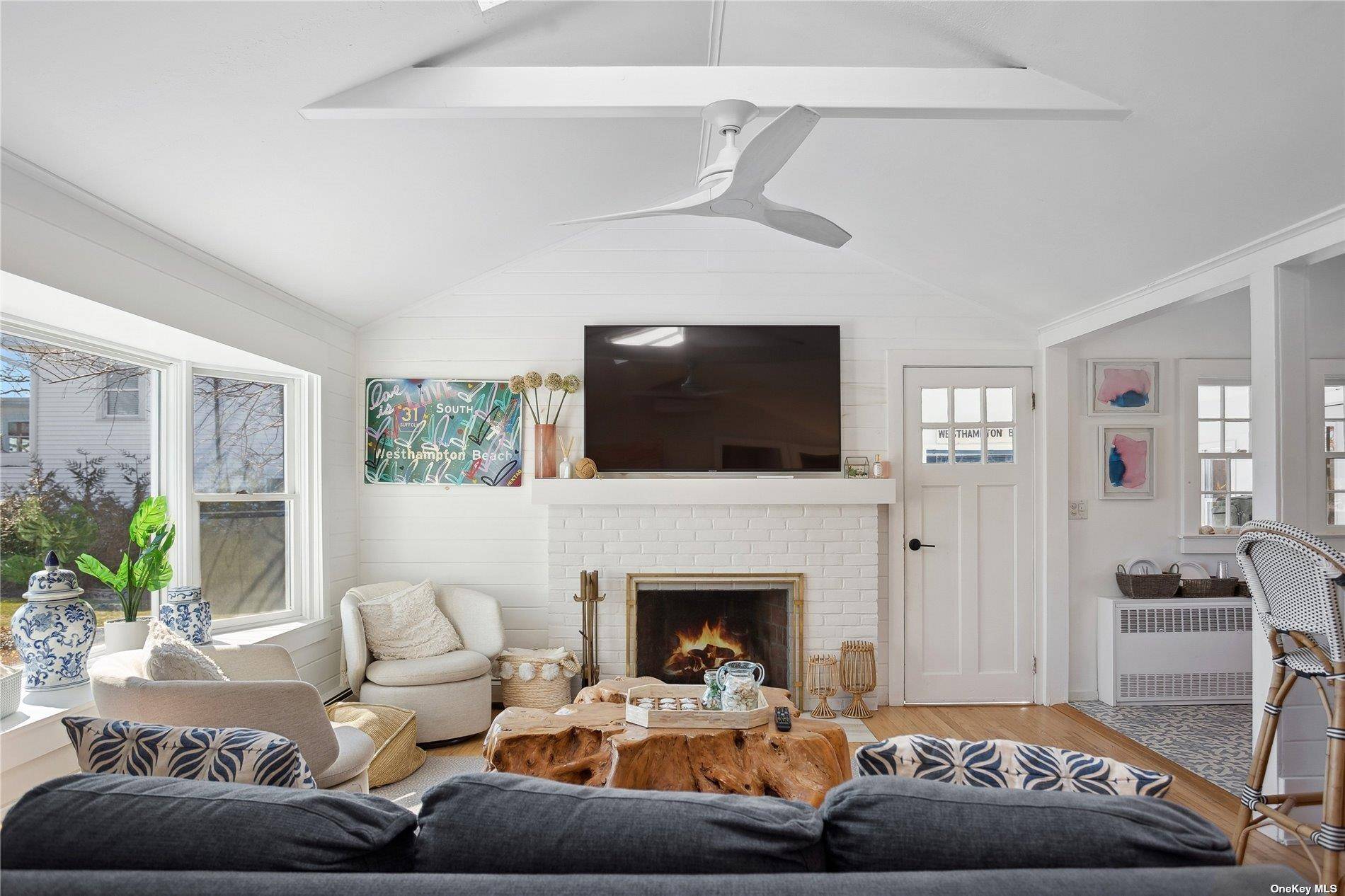 66 Library AVE, Westhampton Beach, NY 11978