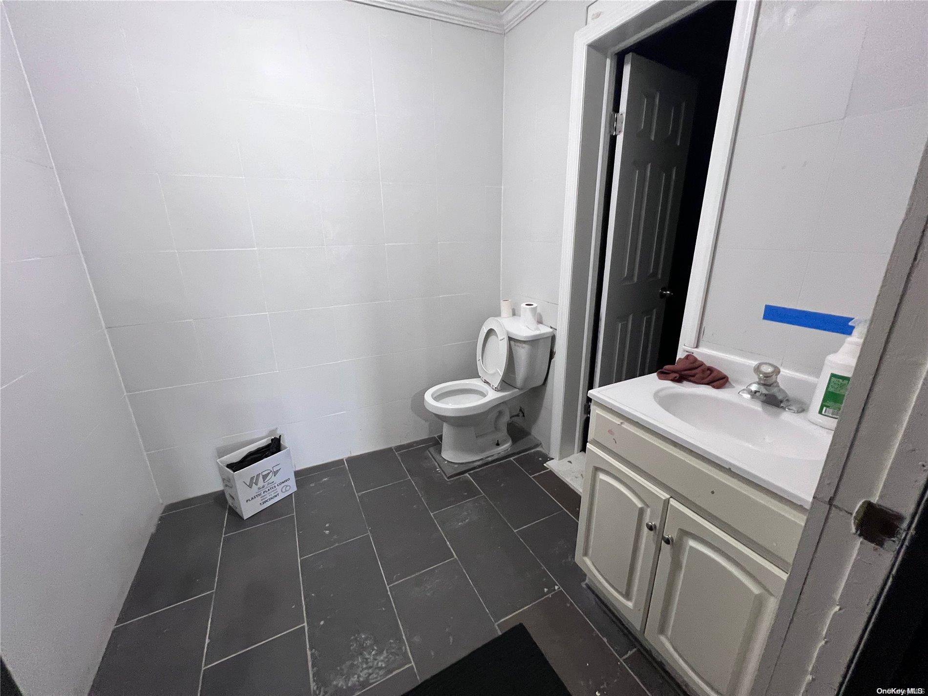 212-53 Jamaica AVE, Queens Village, NY 11428