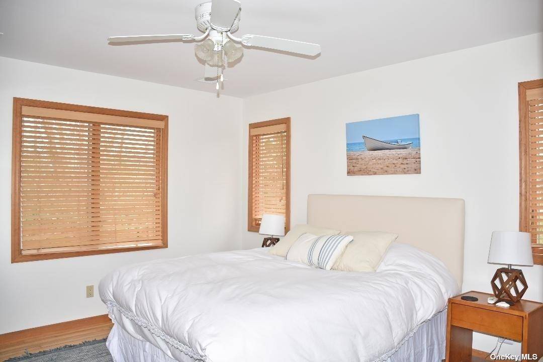 49 Old Main RD, Quogue, NY 11959