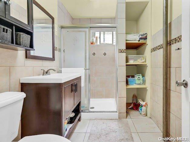 145 E 38th ST, Brooklyn, NY 11203