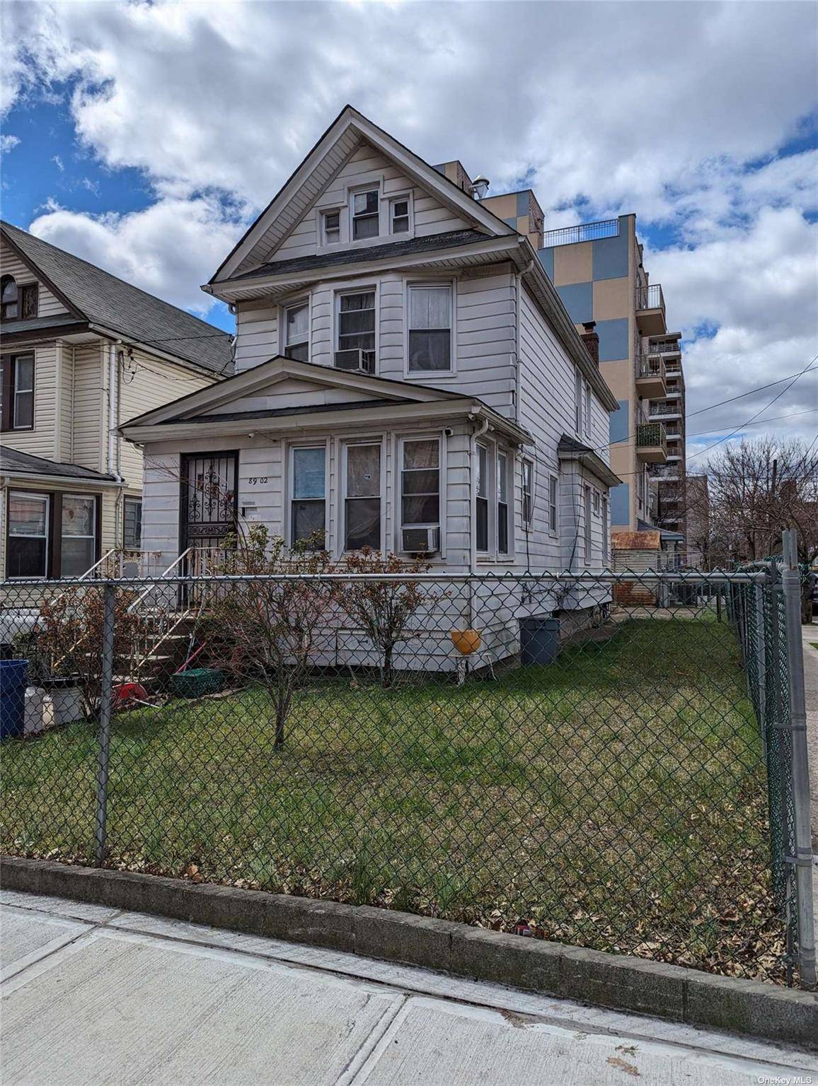 89-02 171st ST, Jamaica, NY 11432