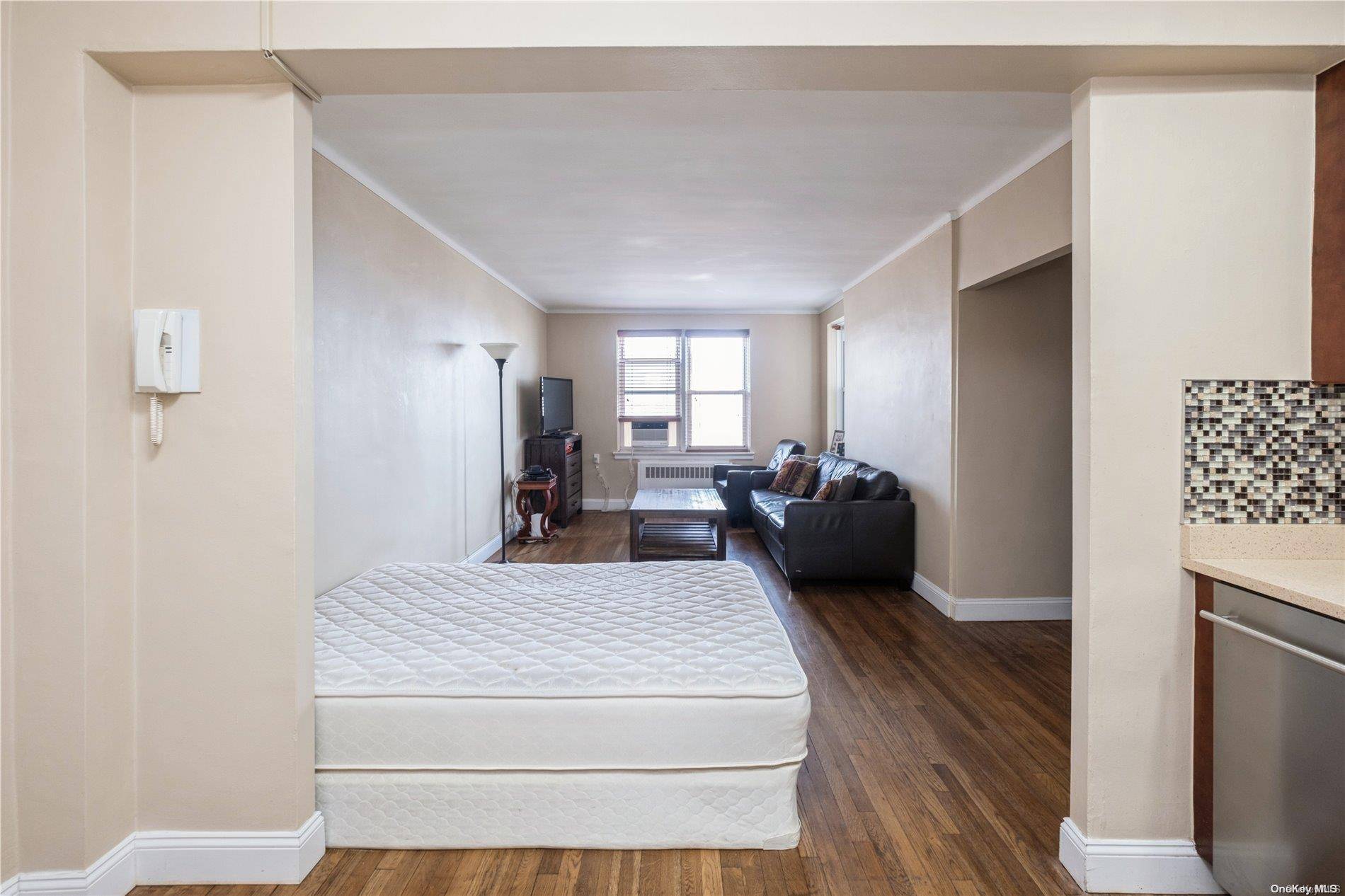 110-20 71st AVE #317, Forest Hills, NY 11375