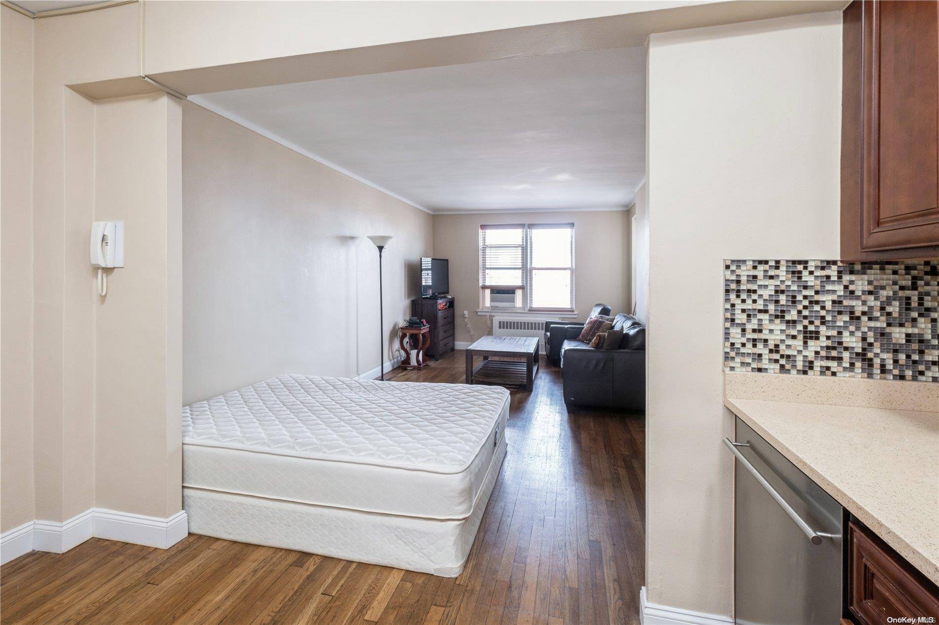 110-20 71st AVE #317, Forest Hills, NY 11375