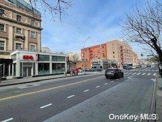 89-15 Parsons BLVD #11P, Jamaica, NY 11432