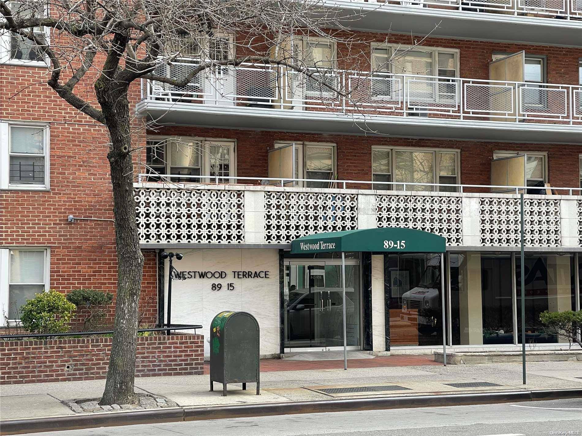 89-15 Parsons BLVD #11P, Jamaica, NY 11432