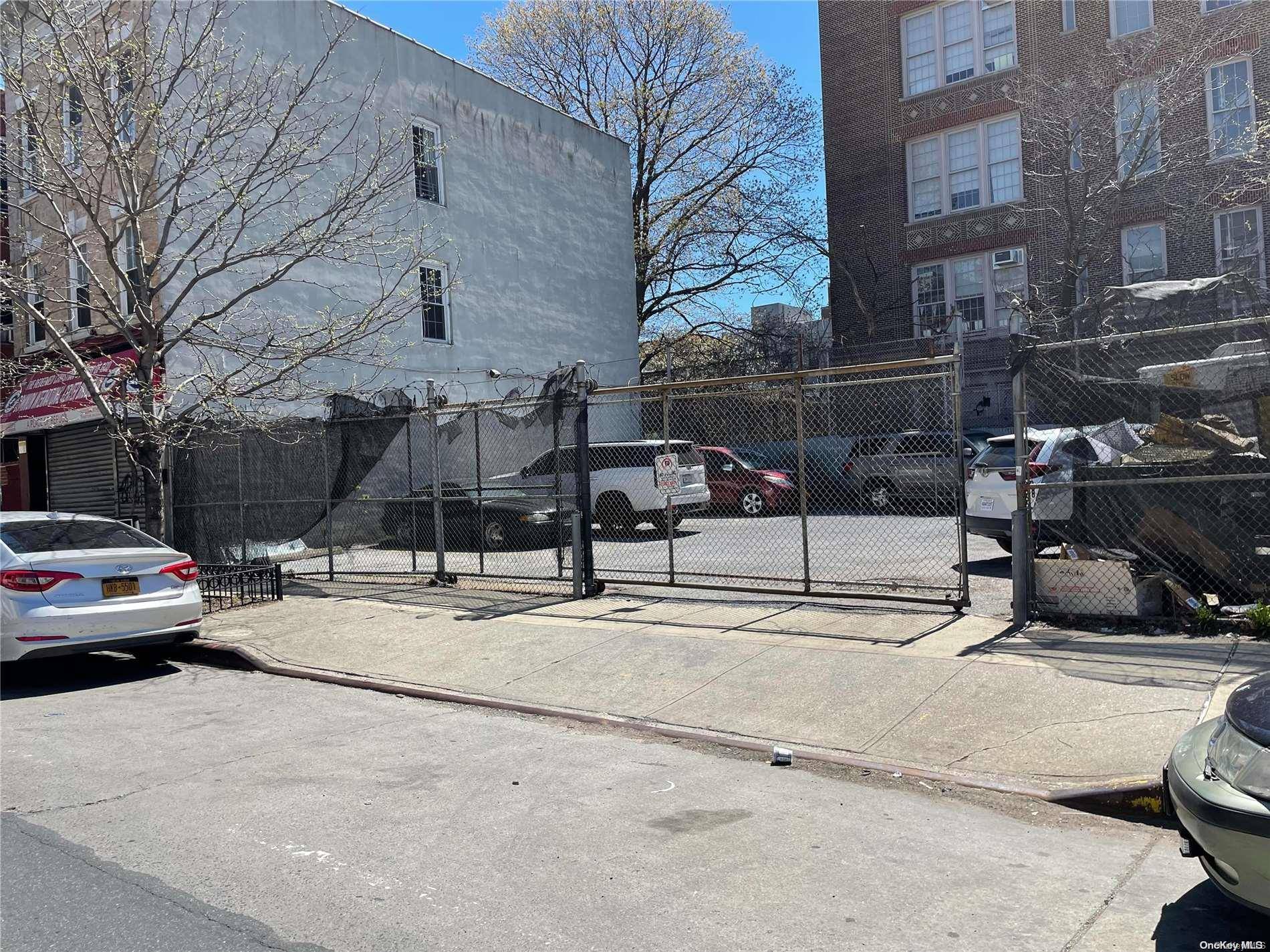 141 Pennsylvania AVE, Brooklyn, NY 11207