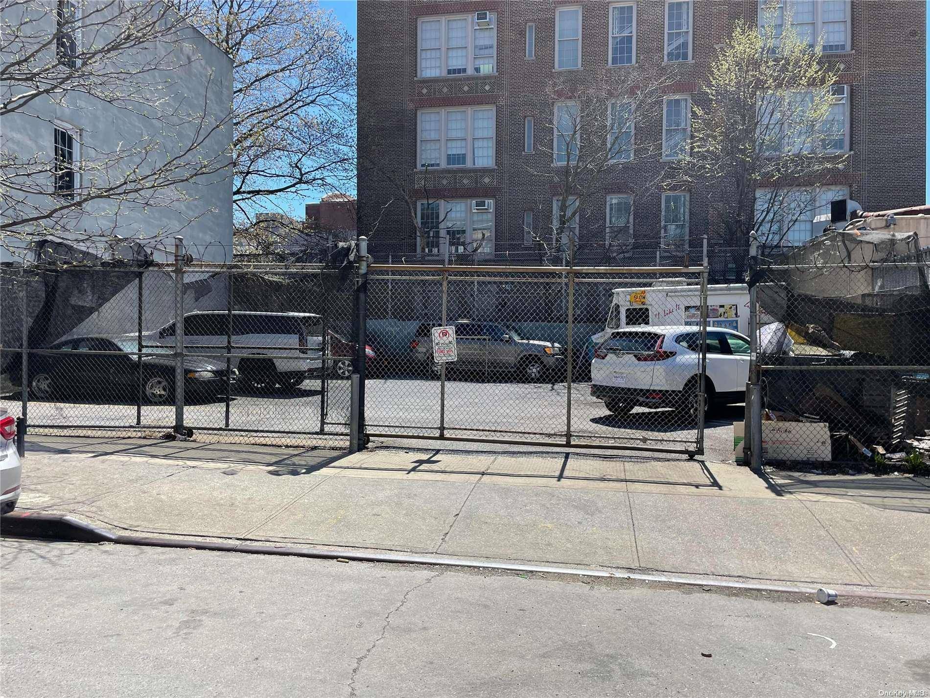 141 Pennsylvania AVE, Brooklyn, NY 11207