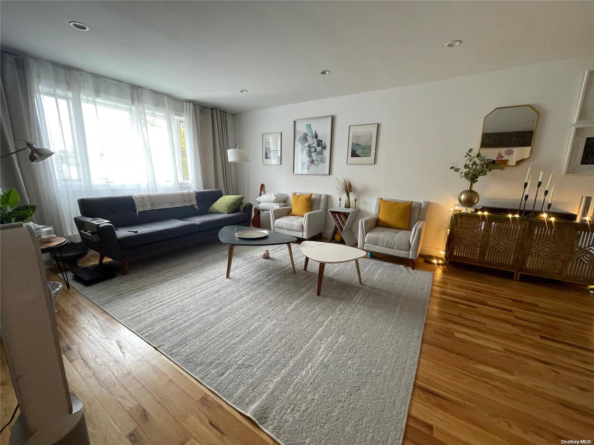 70-10 Eliot AVE, Middle Village, NY 11379