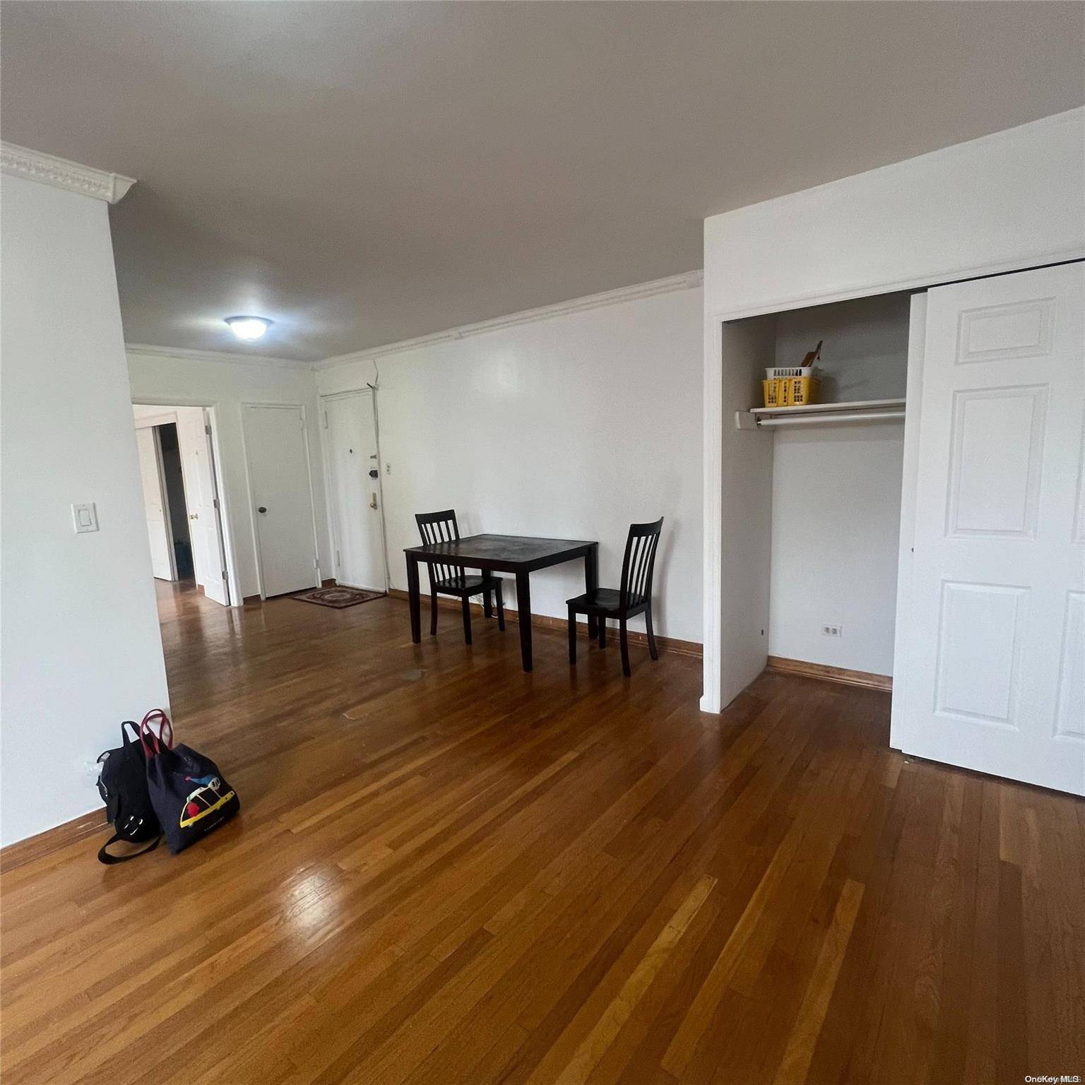 63-45 Saunders ST #2D, Rego Park, NY 11374