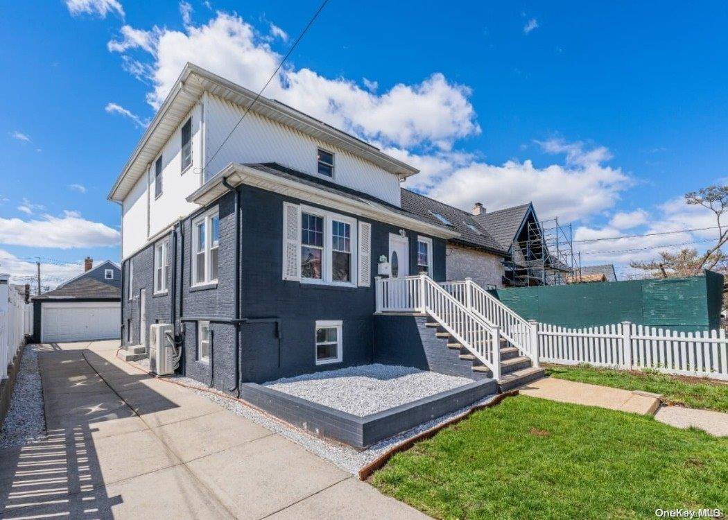 162-28 96th ST, Howard Beach, NY 11414